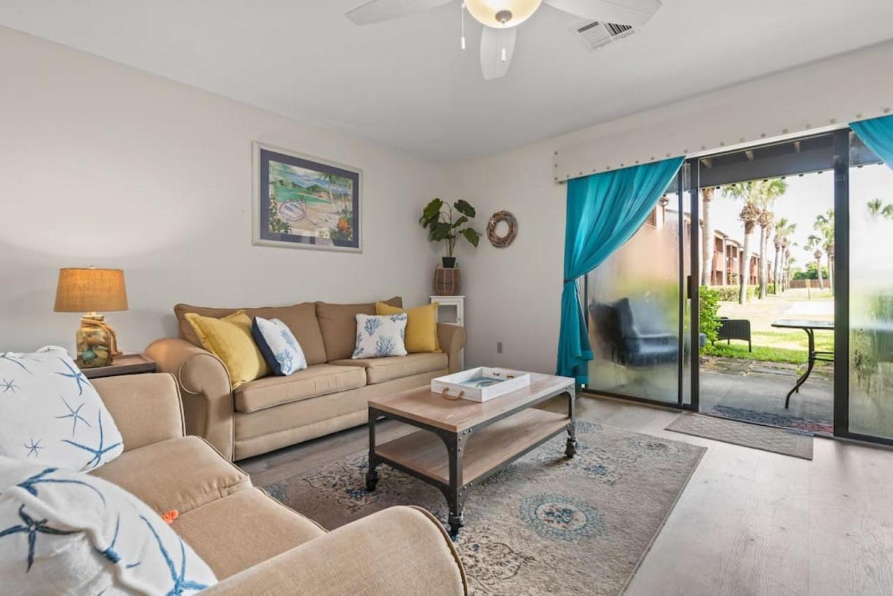 Holiday home Experience Starlit Nights From Beach Happy's Balcony Overlooking The Community Pool At Beachwalk *